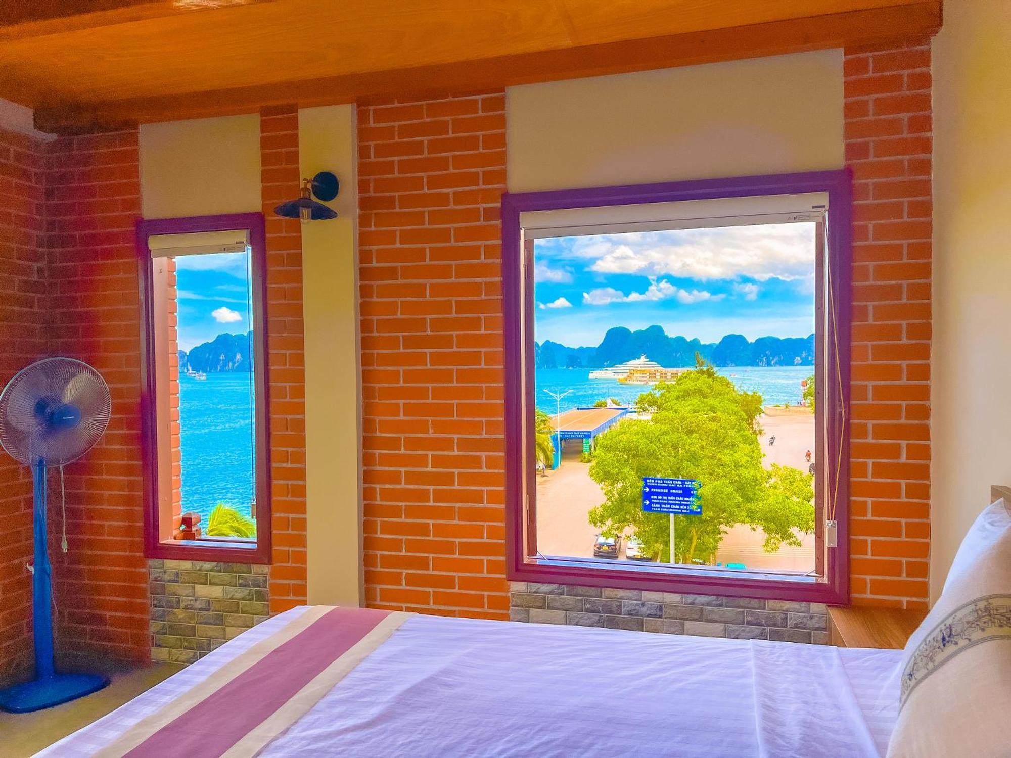 Hotel Canh Buom - Tuan Chau Hạ Long